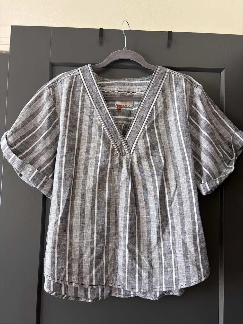 Pilcro (Anthropologie) Gray Striped Linen V-Neck Top - Size M